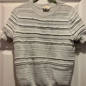 Short sleeve sweater top